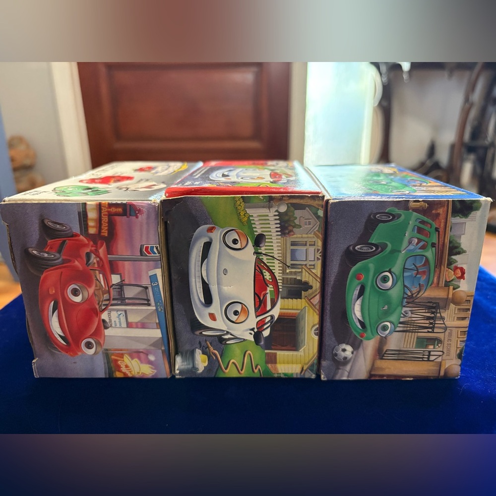 🔥The 1st 3-Vintage 1996 Chevron Cars:Sam Sedan, Wendy Wagon, & Tony Turbo NIB - Picture 6 of 16
